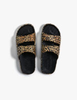 כפכפים לנשים Freedom Moses Fierce Black בצבע שחור עם הדפס מנומר, מידה 37-38